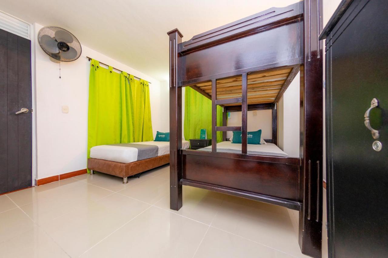 Ayenda Florida Nueva Hotel Меделин Екстериор снимка